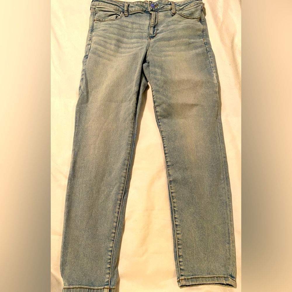 American Eagle hi rise jeggings. Size 16 short.